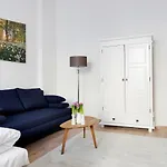 Blisse By Rockchair Apartments L Superhost Status L 5 Schlafzimmer 3 Baeder 3 Balkone L Family & Business Flair Welcomes You!