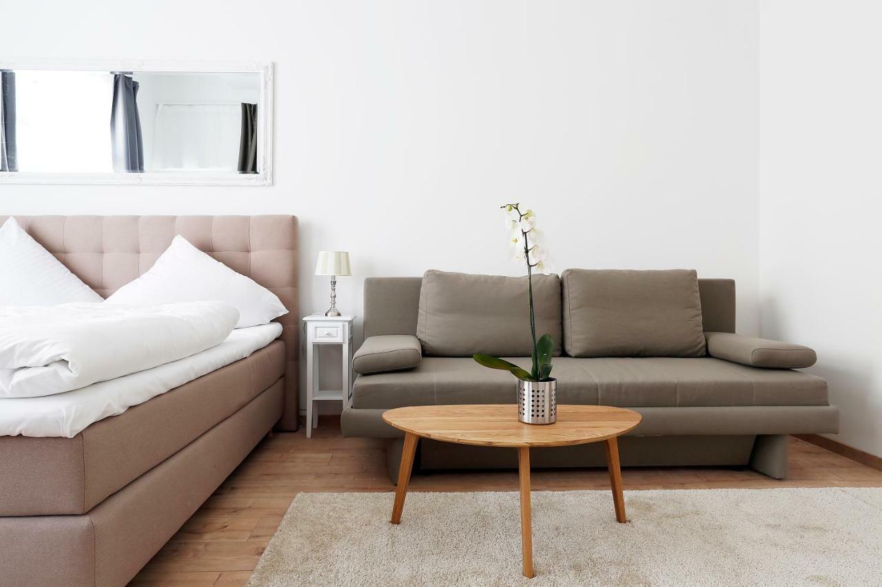 Appartamento Blisse By Rockchair L Superhost Status L 5 Schlafzimmer 3 Baeder 3 Balkone L Family & Business Flair Welcomes You! Berlino